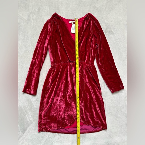Beltaine Womens Valentina Red Velvet Holiday Party Cocktail Wrap Dress, Size S - Picture 4 of 7